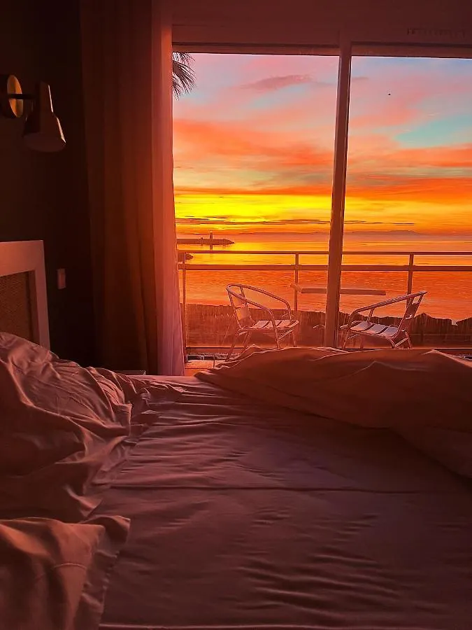Hotel La Potiniere Йер