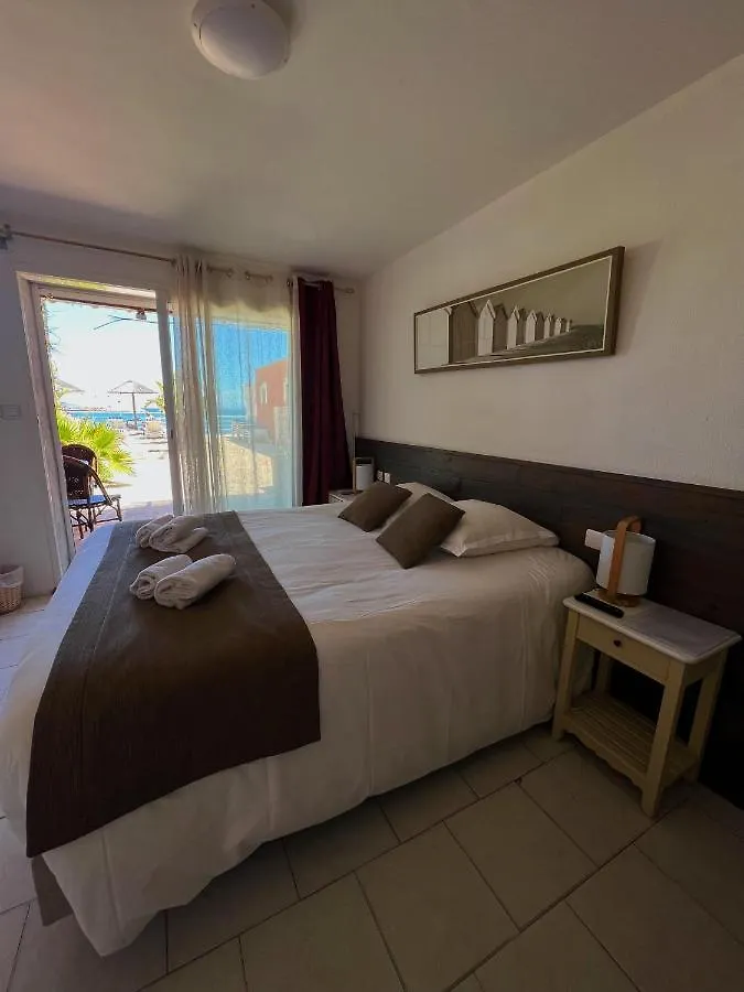 Hotel La Potiniere Йер