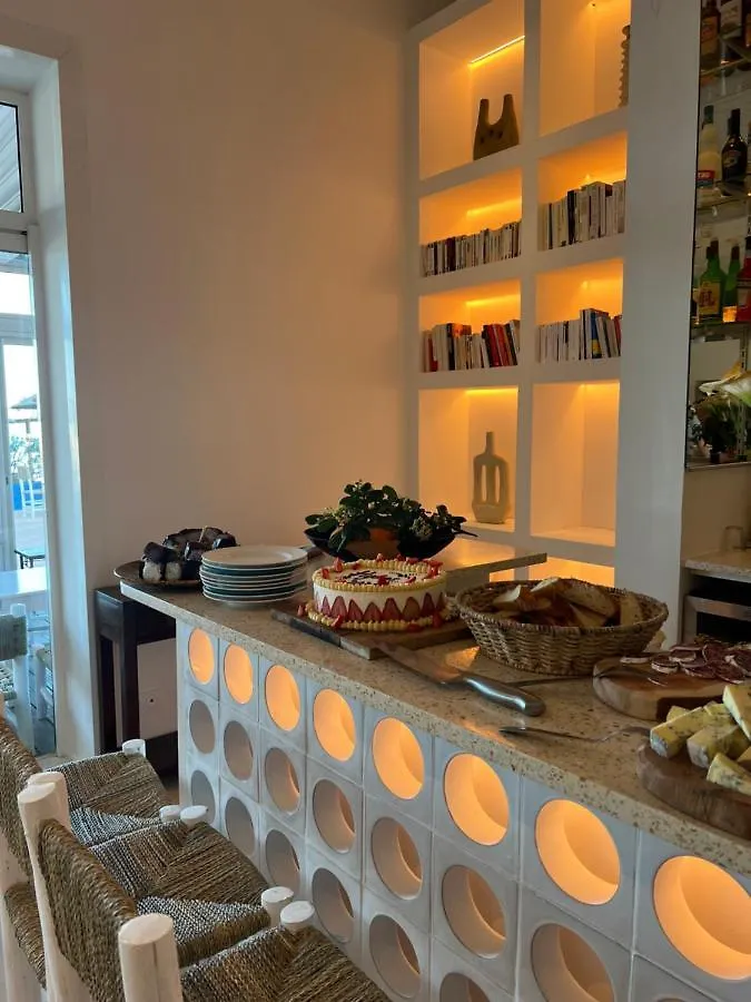 Hotel La Potiniere Йер